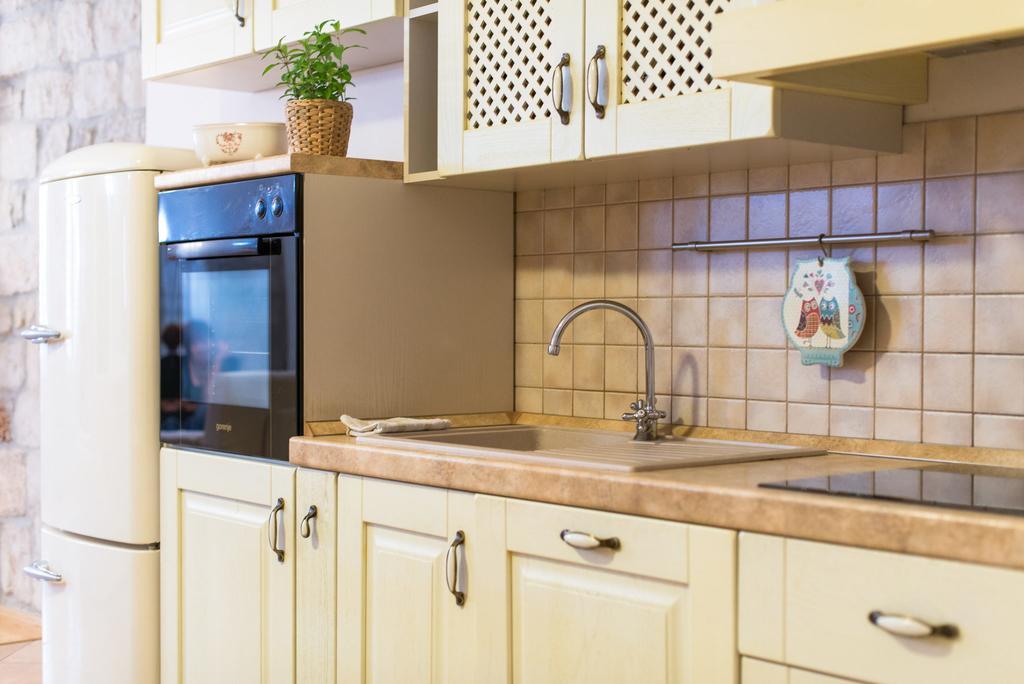 Apartment Capo Residence - Old Town - Parking Трогир Екстериор снимка