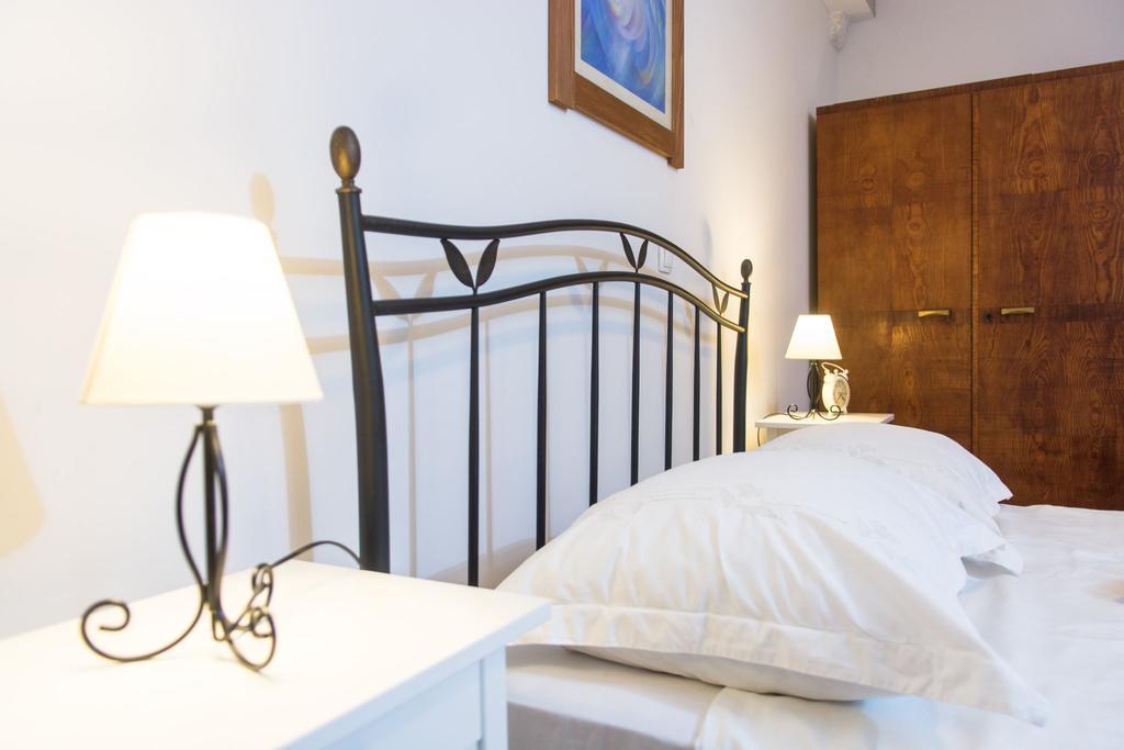 Apartment Capo Residence - Old Town - Parking Трогир Екстериор снимка